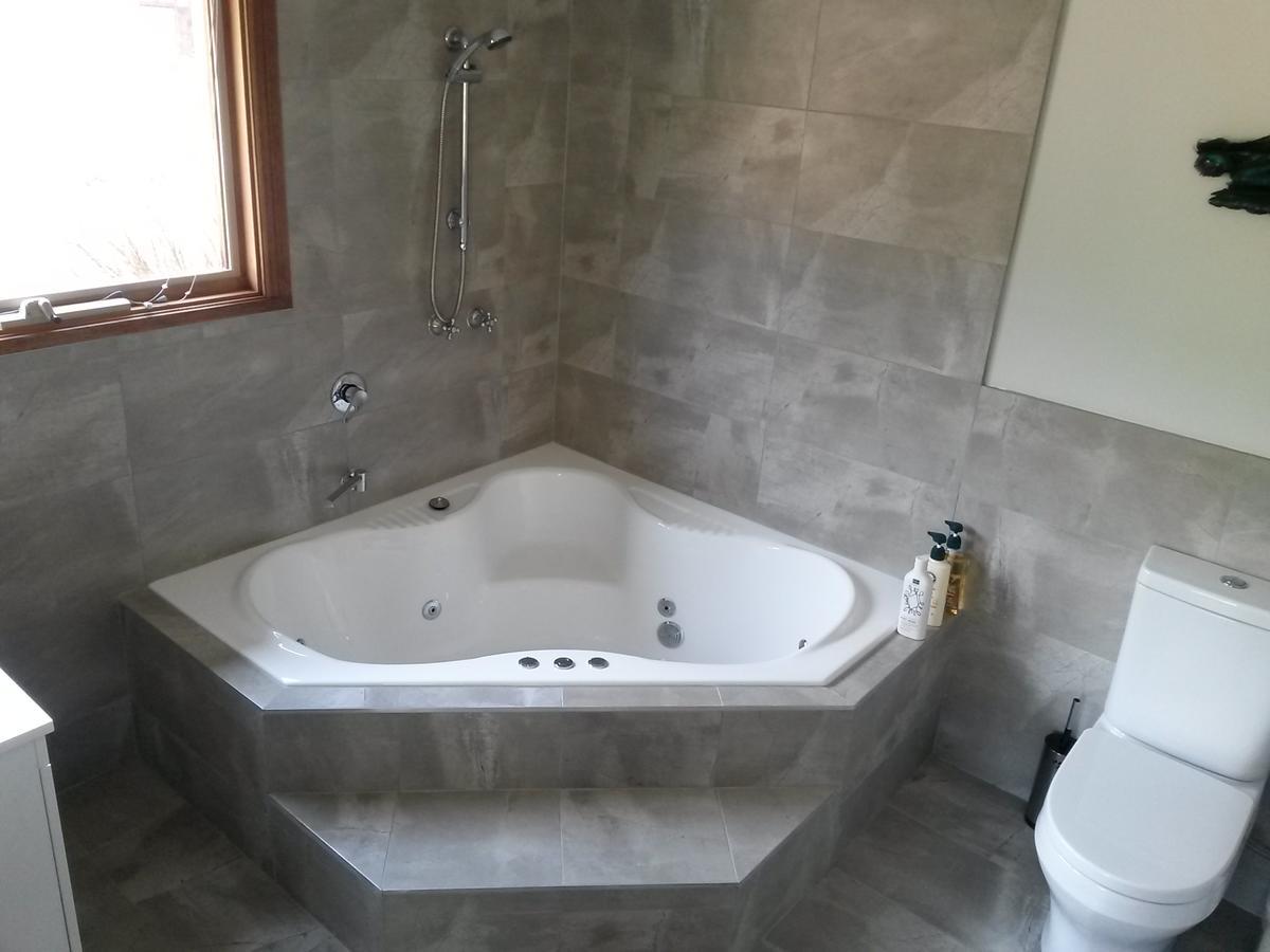 Eagle'S Roost Farmstay B&B Rocky Cape Exterior photo